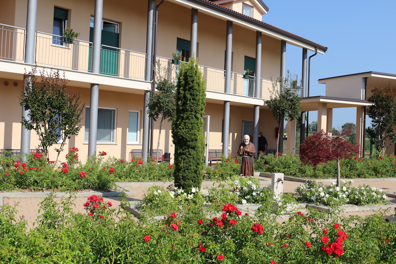 FONDAZIONE CASA DI RIPOSO FRATELLI ARIAUDO ETS